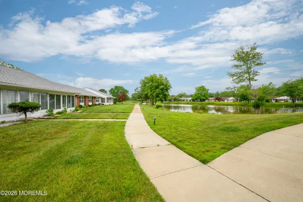 Property Slideshow image 2 of 33 | 343b canterbury ct 1002, Lakewood, NJ, 08701