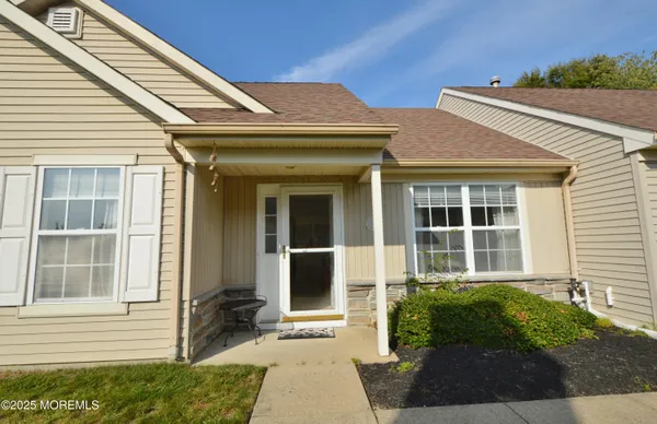 Property Slideshow image 2 of 57 | 2602 meadow lake dr, Toms River, NJ, 08755