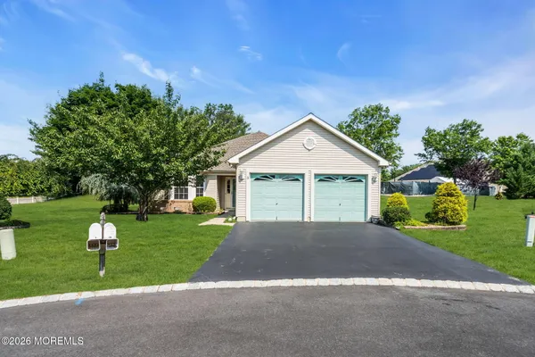 Property Slideshow image 3 of 35 | 3 springer ct, Whiting, NJ, 08759