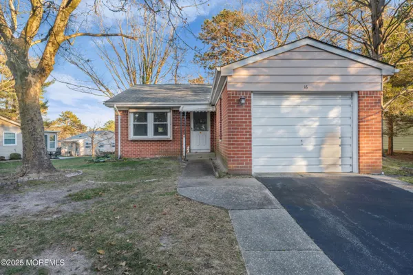 Property Slideshow image 2 of 14 | 16 musket ln, Manchester, NJ, 08759