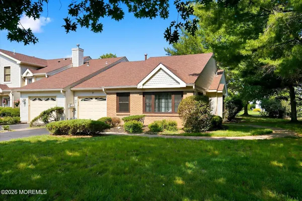 Property Slideshow image 3 of 31 | 7 riva blvd, Brick, NJ, 08723