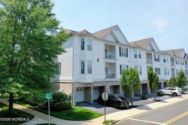 Property Slideshow image 3 of 25 | 105 potts rd, Morganville, NJ, 07751
