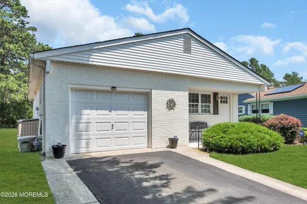 Property Slideshow image 2 of 43 | 108 torrey pines dr, Toms River, NJ, 08757
