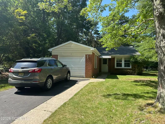 Property Slideshow image 2 of 24 | 2 concord ln, Whiting, NJ, 08759