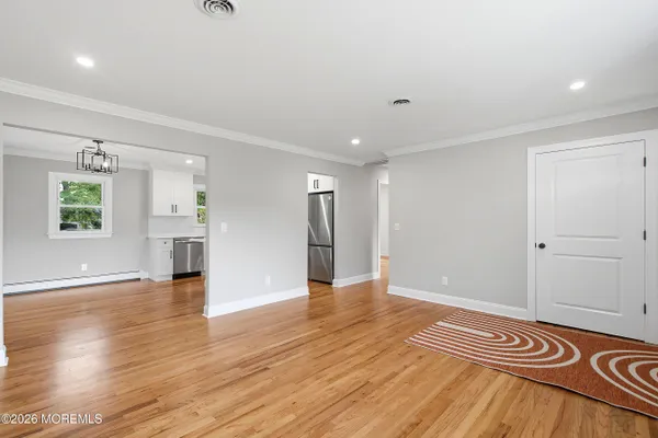 Property Slideshow image 2 of 21 | 9 hamilton ct, Toms River, NJ, 08757