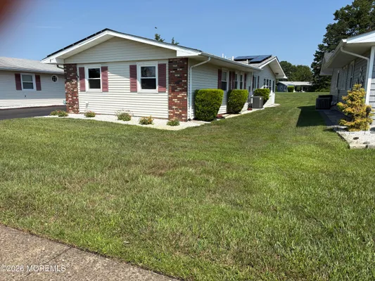 Property Slideshow image 2 of 35 | 8 dryden rd, Brick, NJ, 08724