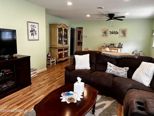 Property Slideshow image 2 of 14 | 26 la terraza dr, Toms River, NJ, 08757