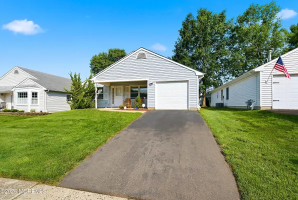 Property Slideshow image 3 of 44 | 12 springhill dr, Brick, NJ, 08724
