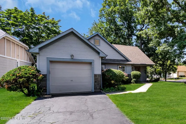 Property Slideshow image 2 of 37 | 2 taylor ln, Jackson, NJ, 08527