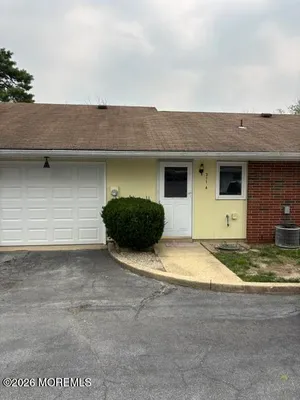 Property Slideshow image 2 of 18 | 311a dorchester dr, Lakewood, NJ, 08701