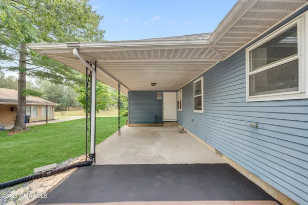 Property Slideshow image 2 of 23 | 16 sycamore access rd, Manahawkin, NJ, 08050