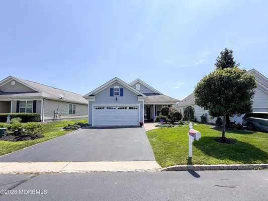 Property Slideshow image 3 of 56 | 43 banbury ln, Jackson, NJ, 08527