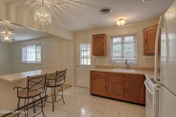 Property Slideshow image 2 of 20 | 159 hudson pkwy a, Whiting, NJ, 08759