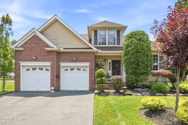 Property Slideshow image 2 of 61 | 207 bradwick way, Marlboro, NJ, 07746