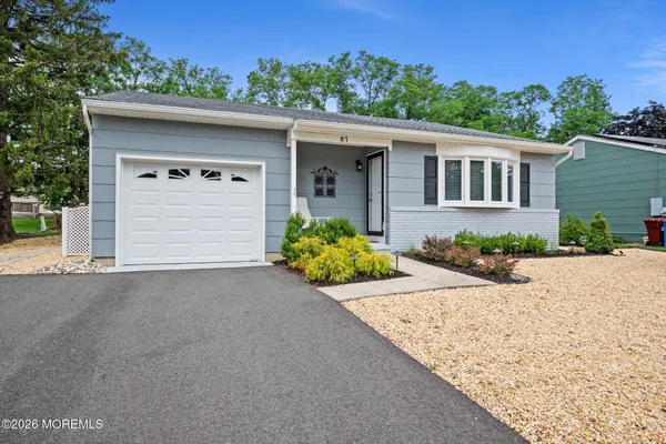 Property Slideshow image 2 of 31 | 87 eton rd, Toms River, NJ, 08757