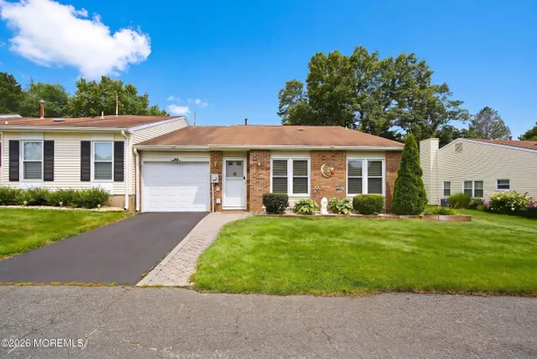 Property Slideshow image 2 of 33 | 252 martine way, Lakewood, NJ, 08701