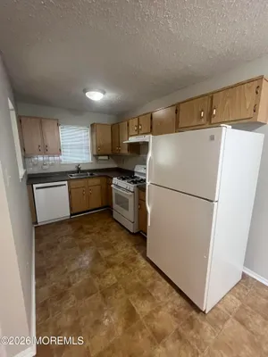 Property Slideshow image 2 of 16 | 2 gatley close, Freehold, NJ, 07728