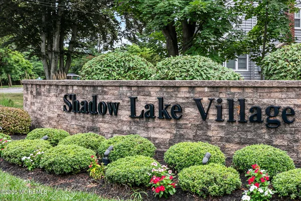 Property Slideshow image 2 of 19 | 20 western reach, Red Bank, NJ, 07701
