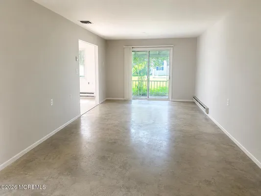Property Slideshow image 2 of 9 | 21 clay cir, Brick, NJ, 08724