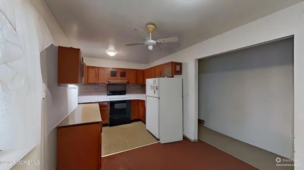 Property Slideshow image 3 of 14 | 8 hancock dr b, Whiting, NJ, 08759