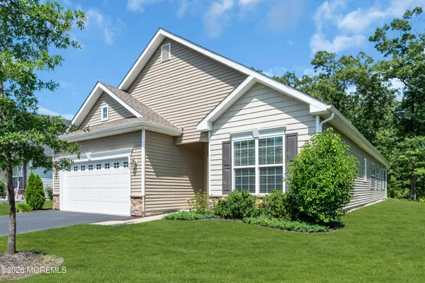 Property Slideshow image 2 of 52 | 50 woodside ln, Whiting, NJ, 08759