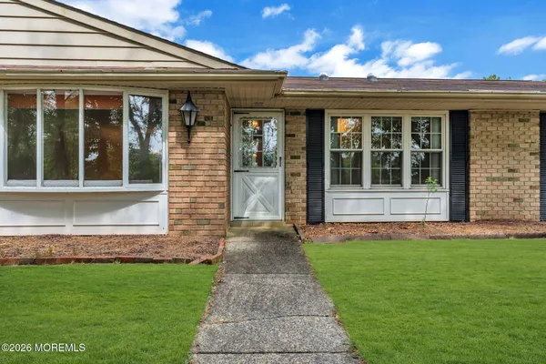 Property Slideshow image 2 of 48 | 35b gramercy ln, Manchester, NJ, 08759