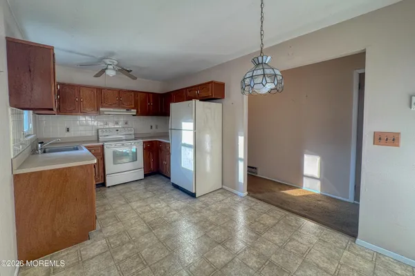Property Slideshow image 2 of 4 | 2 lexington dr b, Whiting, NJ, 08759