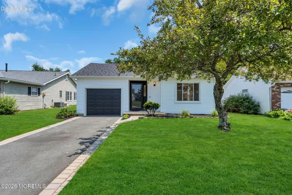 Property Slideshow image 3 of 31 | 101 mansfield dr, Brick, NJ, 08724