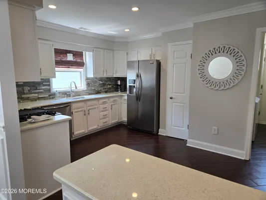 Property Slideshow image 2 of 6 | 1941 quimby ct, Toms River, NJ, 08755