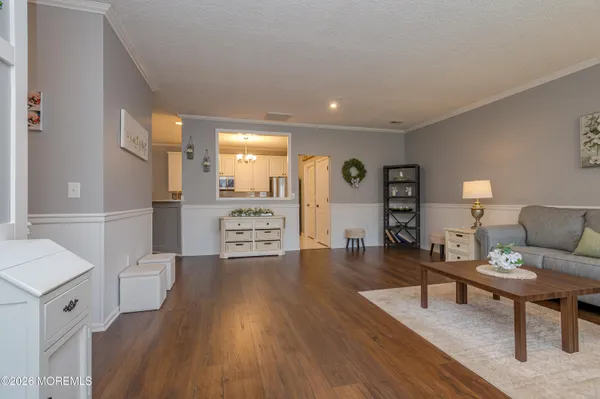 Property Slideshow image 3 of 21 | 7 greenwillows dr, Lakewood, NJ, 08701