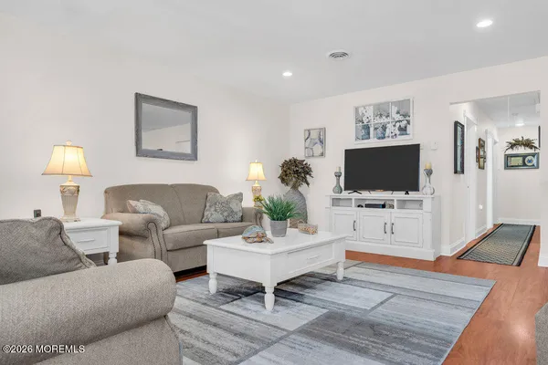 Property Slideshow image 3 of 18 | 5 winthrop pl b, Whiting, NJ, 08759