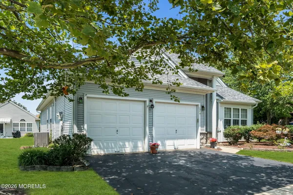 Property Slideshow image 3 of 60 | 12 medici dr, Manchester, NJ, 08759