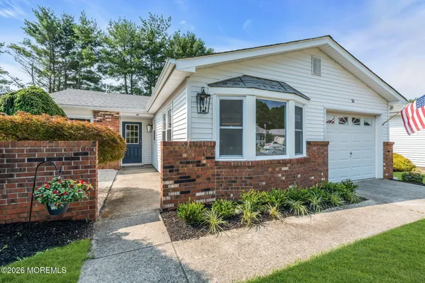 Property Slideshow image 3 of 32 | 56 yorkwood dr, Brick, NJ, 08723