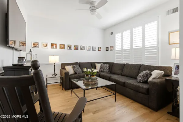 Property Slideshow image 3 of 44 | 8 bridle way, Manchester, NJ, 08759