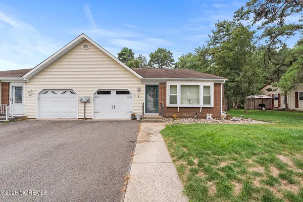 Property Slideshow image 2 of 23 | 46b auburn st, Whiting, NJ, 08759