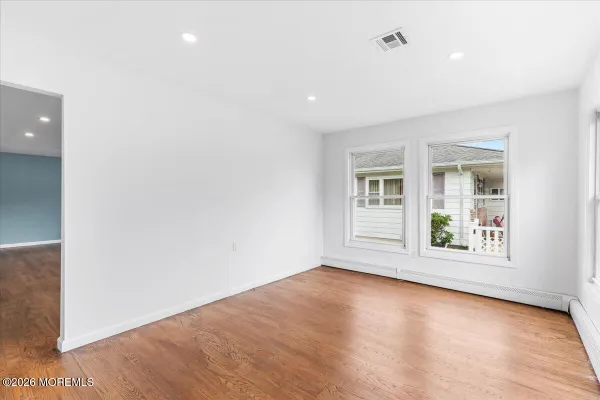 Property Slideshow image 3 of 22 | 385 barbados dr, Toms River, NJ, 08757