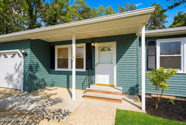 Property Slideshow image 3 of 48 | 6 orchard dr, Whiting, NJ, 08759
