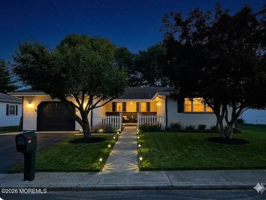 Property Slideshow image 3 of 25 | 331 barbados dr, Toms River, NJ, 08757