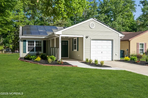 Property Slideshow image 2 of 36 | 122 lexington dr, Little Egg Harbor, NJ, 08087
