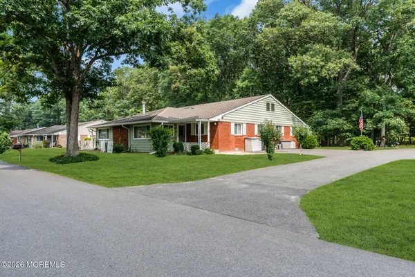 Property Slideshow image 3 of 31 | 6 a heron st, Manchester, NJ, 08759