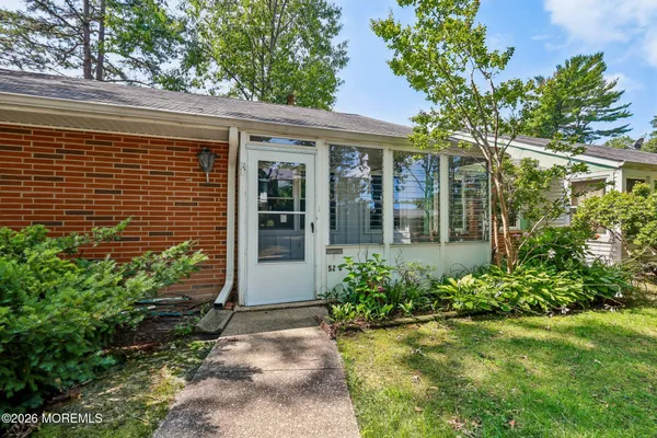 Property Slideshow image 3 of 21 | 52 cambridge ct b, Lakewood, NJ, 08701