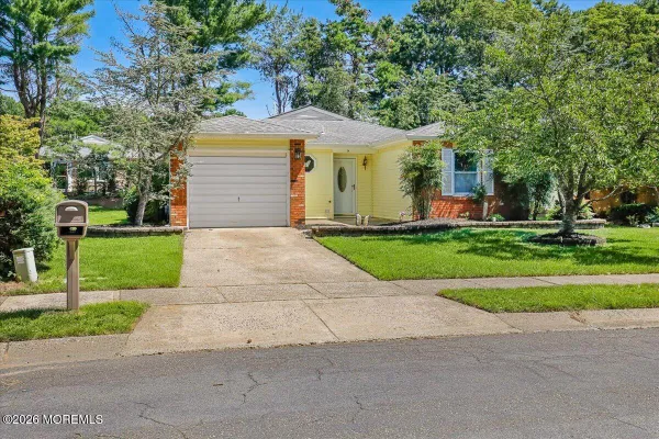 Property Slideshow image 2 of 38 | 14 ashford dr, Brick, NJ, 08723