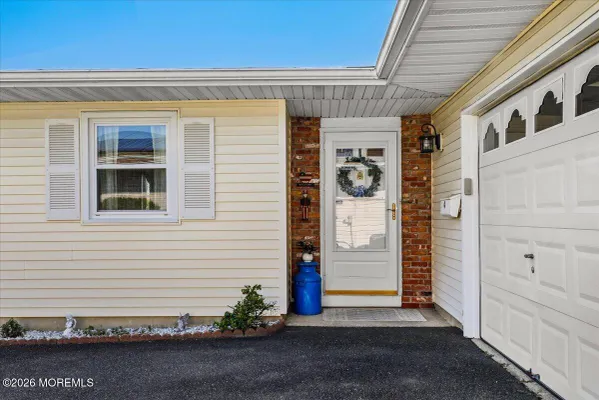 Property Slideshow image 3 of 46 | 4 phillips rd, Brick, NJ, 08724