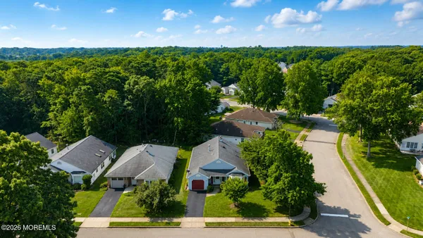 Property Slideshow image 2 of 29 | 19 deer run ln, Brick, NJ, 08724