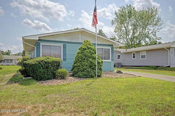 Property Slideshow image 3 of 37 | 42 patmore rd, Brick, NJ, 08724