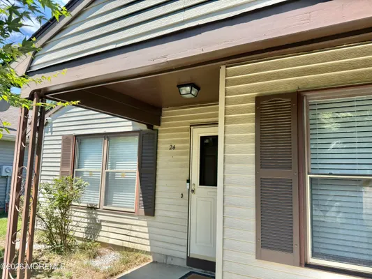 Property Slideshow image 3 of 16 | 24 mariner pl, Brick, NJ, 08723