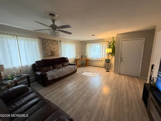 Property Slideshow image 3 of 14 | 28 bananier dr, Toms River, NJ, 08757