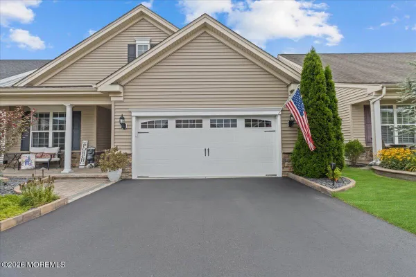 Property Slideshow image 3 of 42 | 9 mason dr, Jackson, NJ, 08527