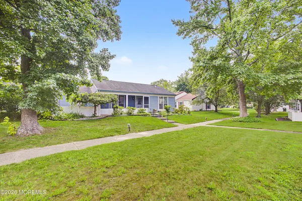 Property Slideshow image 3 of 34 | 871 liverpool cir b, Manchester, NJ, 08759