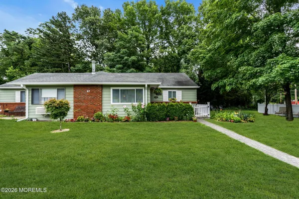 Property Slideshow image 3 of 21 | 37 pheasant st a, Manchester, NJ, 08759